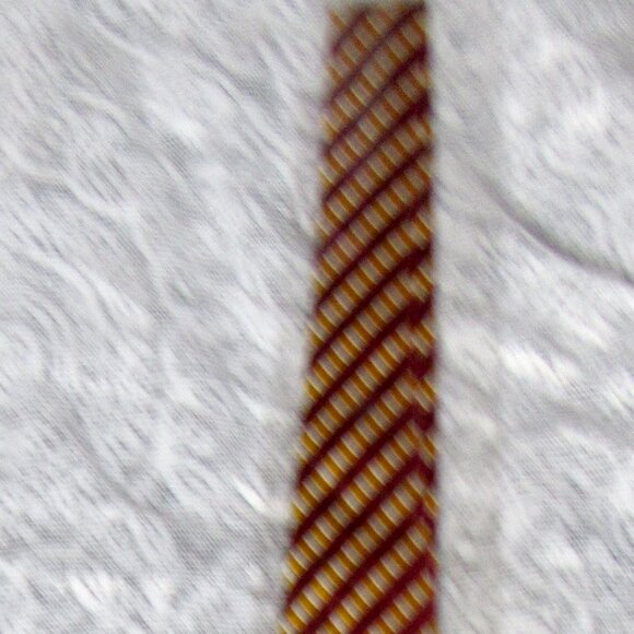 🆕BRIONI Gold/Red Geometric Striped Silk LUXURY Tie HANDMADE ITALY - Picture 9 of 10